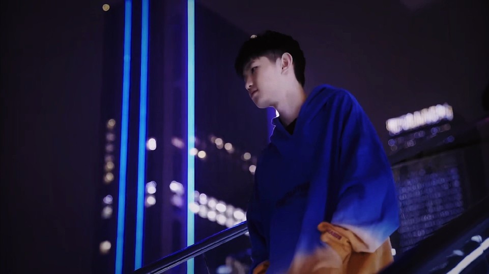 积极致力于